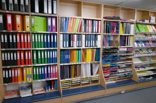 Benalla Cards, Gifts, News etc (DWIWN2117)