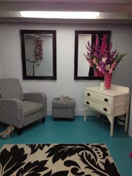 LADIES FASHION RETAIL STORE  WITH FULLY FUNCTIONING ON-LINE WEBSITE