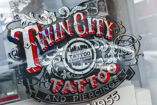 LEASEHOLD - Twin City Tattoo & Body Piercing, Wodonga VIC - 1P0522