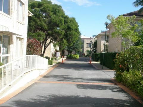 Rrhehneblsahjwzzyjhh