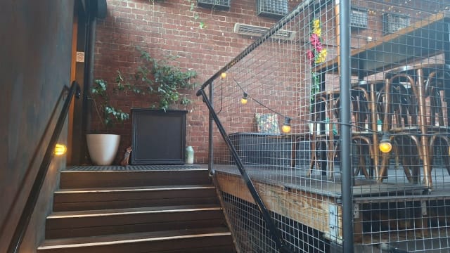 UNION ELECTRIC - A CBD laneway cocktail bar and rooftop