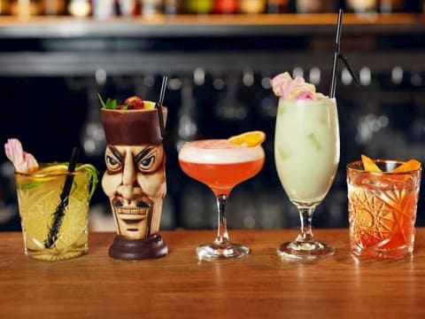 Chic Darlinghurst Cocktail & Wine Bar