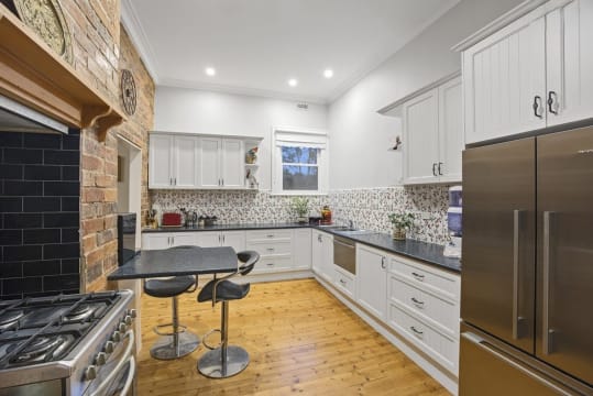 FREEHOLD VACANT POSSESSION - Beaufort Manor, Yea VIC - 1P0603