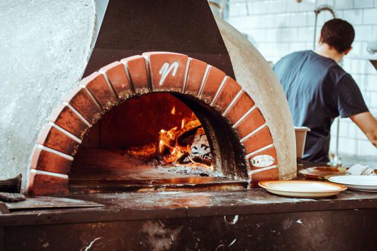AUTHENTIC ITALIAN WOOD-FIRED PIZZA – READY FOR RELAUNCH | ARMADALE [2608121]