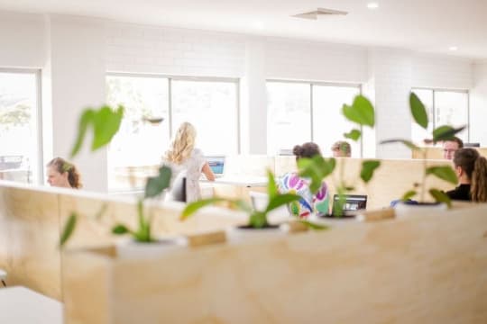 Ruwr1vm95s6yymkrprhg