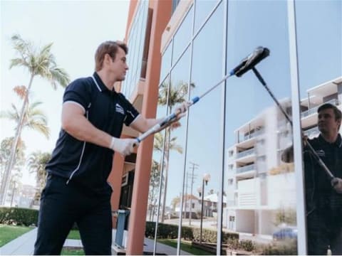 LEADING ESTABLISHED MASTER CLEANING FRANCHISE FOR SALE SOUTH BRISBANE