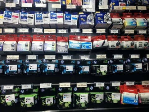 WELLINGTON POINT NEWSAGENCY FOR SALE ALL OFFERS CONSIDERED OWNER WANTS OUT -  MAKE AN OFFER!!!