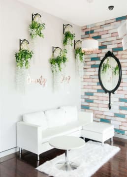 Invest In a Franchise With Over $30,000+ of Training Included!