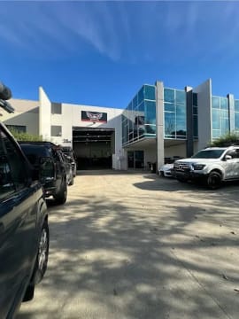 Mechanic, Automotive workshop