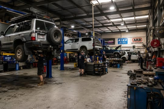 Diversified Auto Mechanical, 4x4 and Hydraulic Services Business for Sale / West
