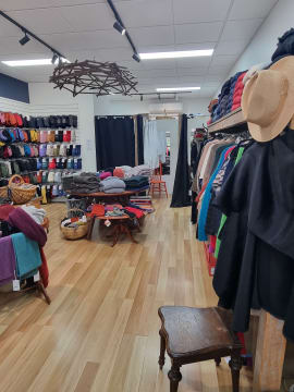 Little Alpaca Clothing Store