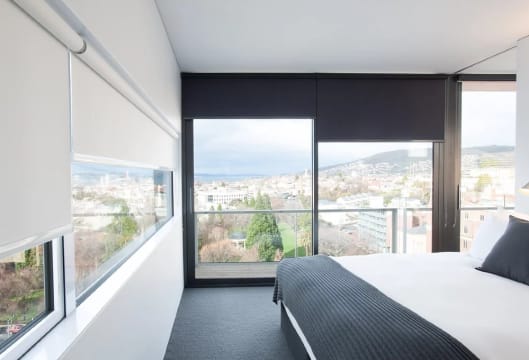 Curtain and Blind Retailer in Hobart, Trading Since 1998! (Our Ref: T548)