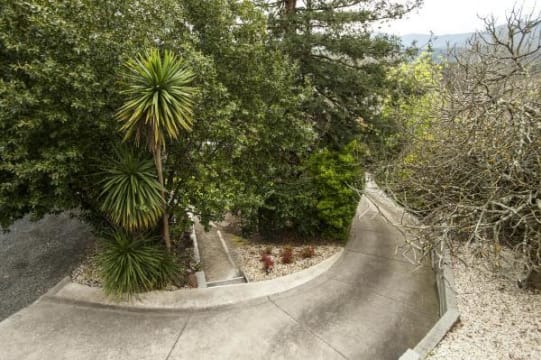 Boutique Freehold Accommodation Offering Income and Lifestyle in Healesville