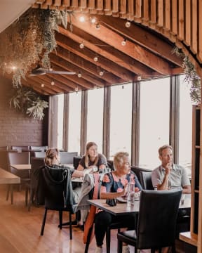 Successful, popular and reputable hospitality venue in a high-growth region