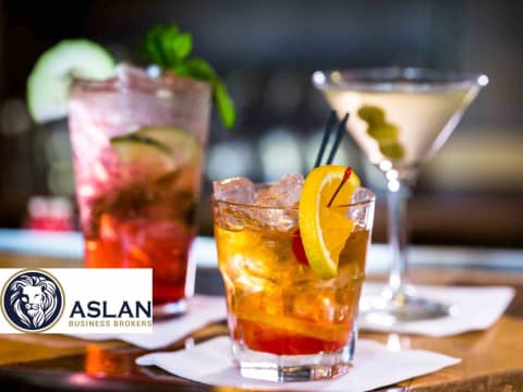 PROFITABLE BAR BUSINESS FOR SALE