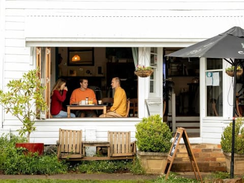 Components Cafe, Dorrigo, FOR SALE