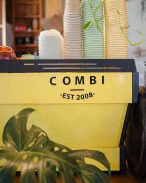 Profitable Elwood Cafe - Staff-Operated, Minimal Owner Involvement