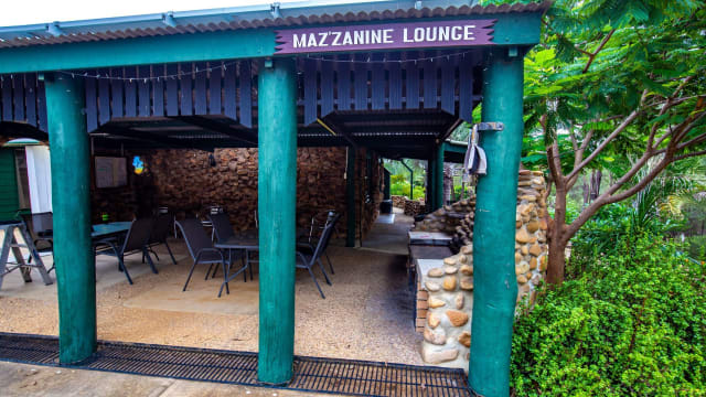 Sapphire Caravan & Cabin Park - Established Park in a Renowned Outback Tourism Region