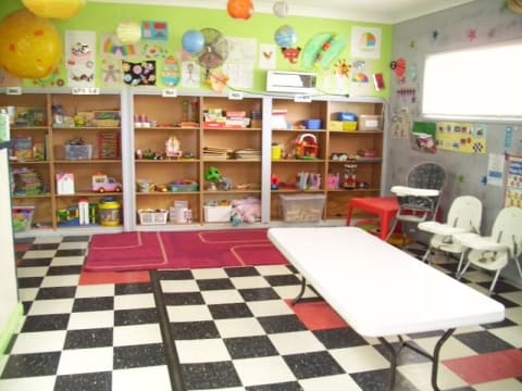 NOT JUST A BUSINESS BUT A CASUAL WAY OF LIFE! -  INCLUDES RESIDENCE & BUSINESS!