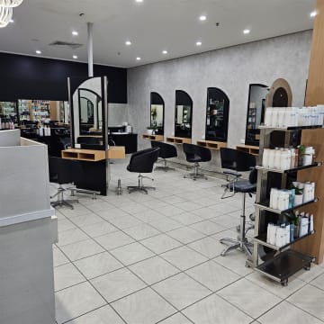 Boutique Hair Salon Prime Coastal Location, Modern Fitout & Loyal Clientele