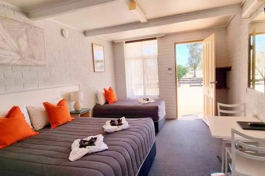 SECURE FREEHOLD MOTEL WITH VALUE-ADD POTENTIAL - 1434MF