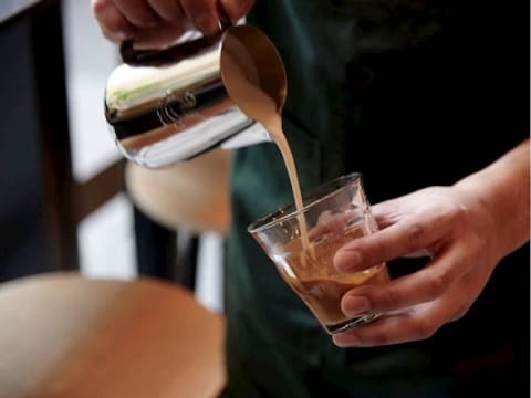 Franchised Cafe in High-Traffic CBD Location
