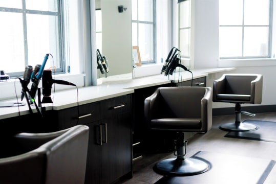 Beauty Salon for Sale – Prime Location and Excellent Growth Potential [2511081]