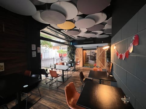 [Chattel Sale]Modern Cafe Bar Restaurant Prime Melbourne CBD Corner Ref:1613