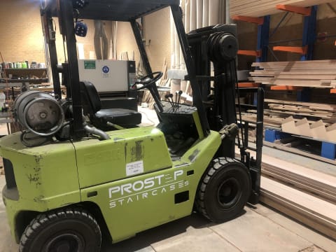 Timber Staircase manufacturing / installations