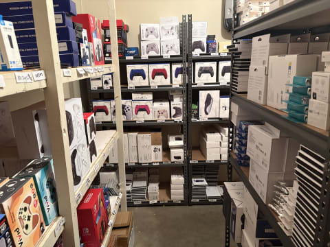 Scalable Dual-Brand E-Commerce| Exclusive Brands | Massive Growth Potential