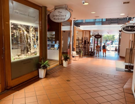 The Jewellers Workshop is positioned right in the heart of Byron Bay