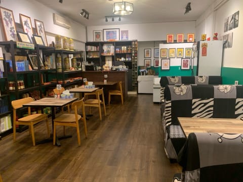 Urgent Sale – Established Chinese Restaurant in Wollongong CBD | Only $30,000