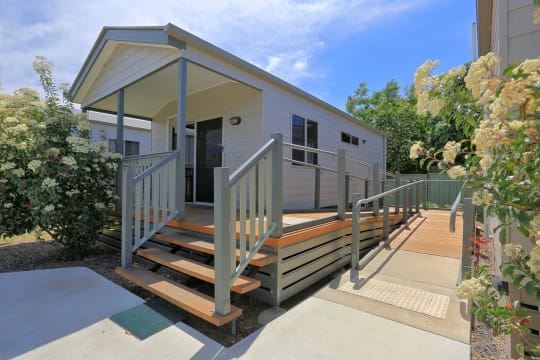 LEASEHOLD TOURIST PARK WITHIN 2HRS OF BRISBANE, PRISTINE CONDITION - 857CPL