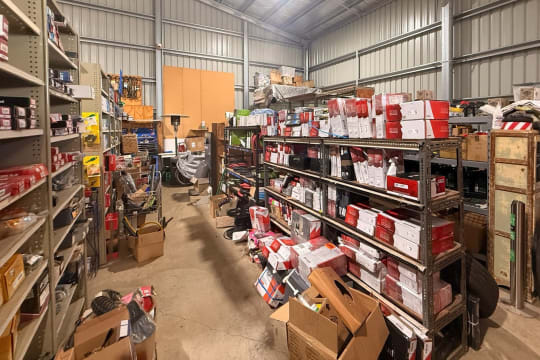 LEASEHOLD - Ovens Valley Parts Centre, Bright VIC - 1P0628
