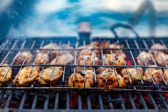 Charcoal Chicken Shop Near Glen Waverley *25k p.w Takings *14 Year Lease *5 Day Trading [2603012]