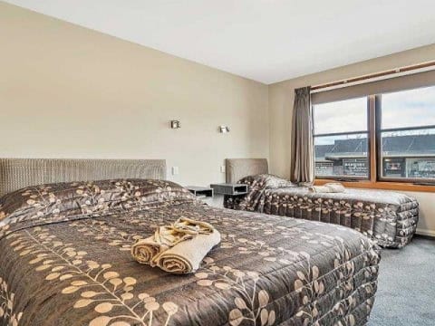 Leasehold Landmark Lords Hotel, sought after rare opportunity Offers Over $350,000 +sav