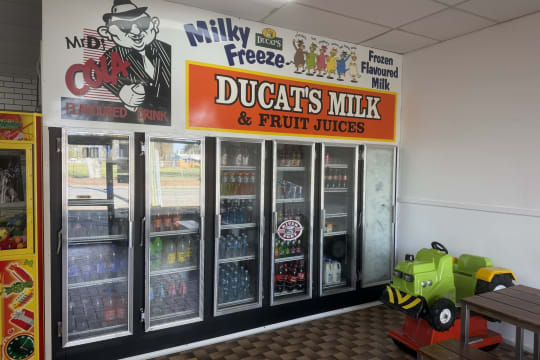 LEASEHOLD - MacIsaac Road Takeaway, Mooroopna VIC - 1P0611