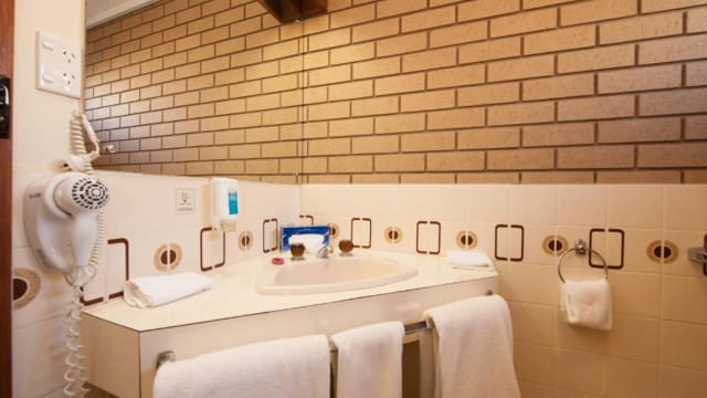 UNDER OFFER - Albury City Motel