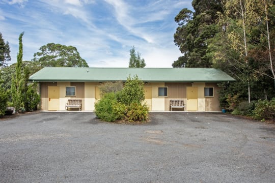 UNDER CONTRACT Adj Net Profit>$243K 13 Rooms Freehold Motel Strahan Tasmania 70% Occupancy