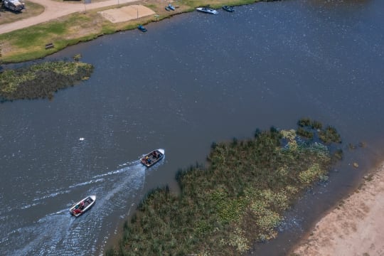 Award winning tourism business - watercraft hire Nagambie Lakes