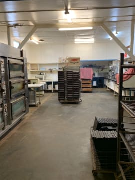 FREEHOLD BAKERY/CAFE AND HOUSE FOR SALE