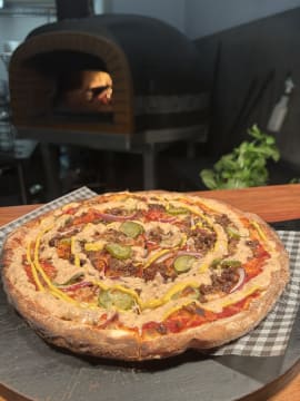 Wine Bar Restaurant Pizza and Takeaway Christies Beach