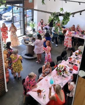 TIPSY ARTIST – PAINT, SIP & EVENTS BUSINESS | NO ARTISTIC EXPERIENCE REQUIRED
