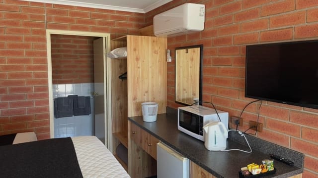 Edithburgh Seaside Motel -   Freehold Going concern with Expansion Potential