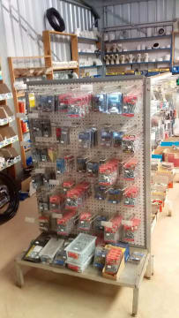 Successful, well-established Freehold Hardware store, food retail and residence