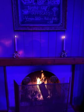 Iconic Gin Bar, Restaurant & Freehold Award-Winning Hospitality Venue