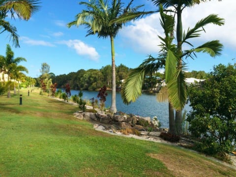 Tqxehu9svc50hvmoyrb3