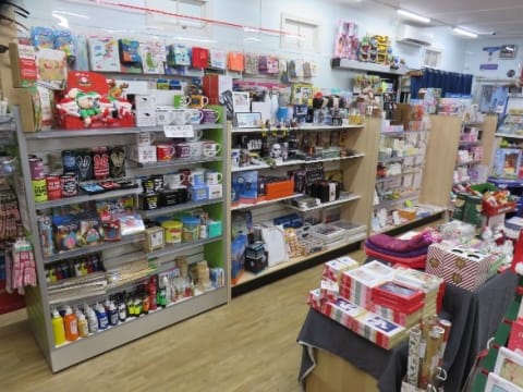 Burnett Heads Post and News (SP2522)