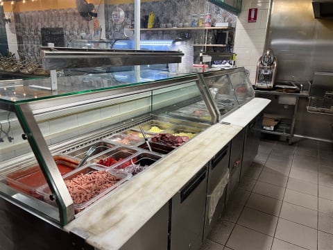 Pizza shop with Italian restaurant Opportunity. Belmont NSW