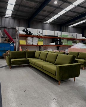 BANKSIA LOUNGES - ESTABLISHED FURNITURE BUSINESS FOR SALE - POA